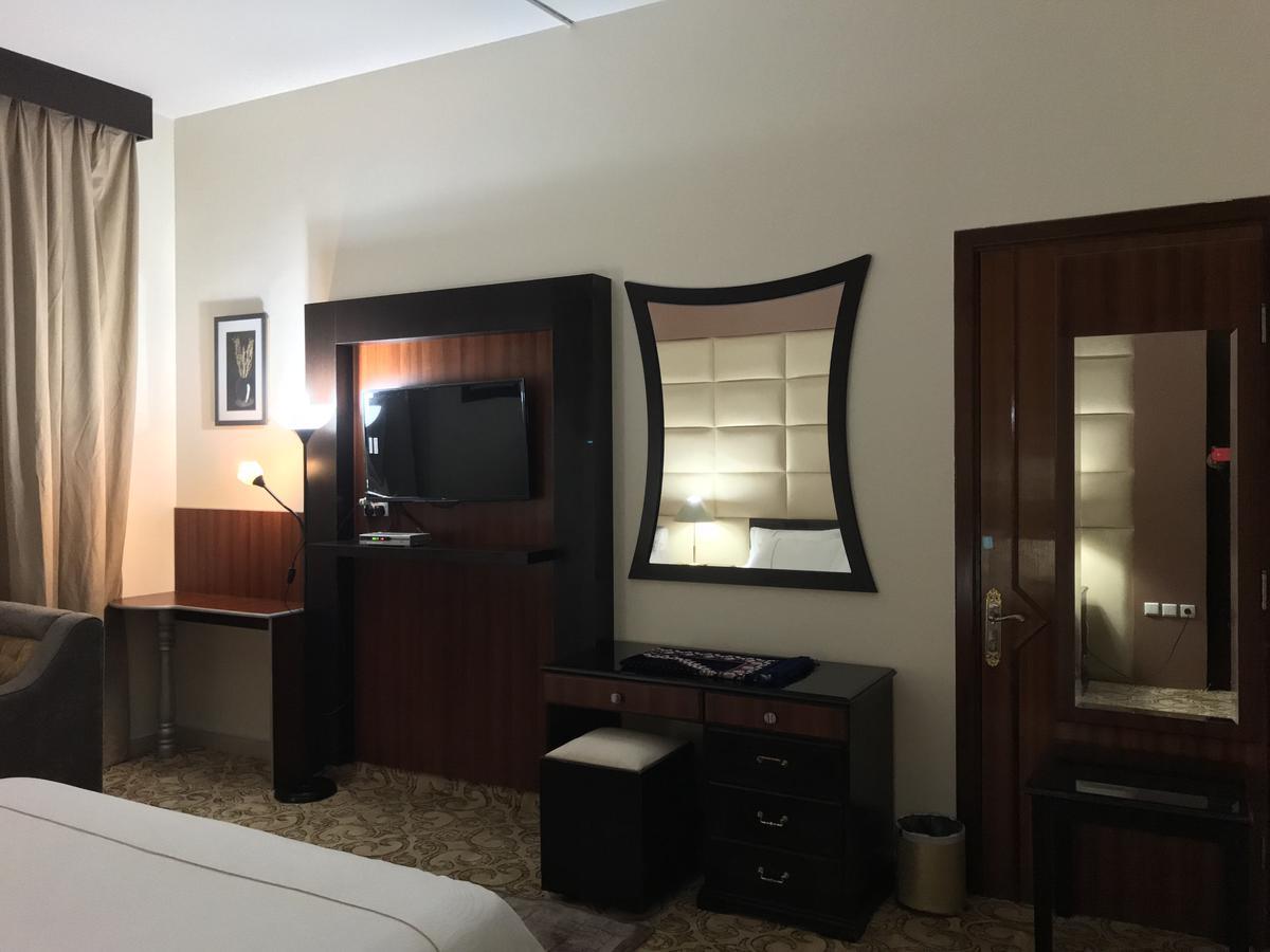 Dama Hotel Duba Zewnętrze zdjęcie