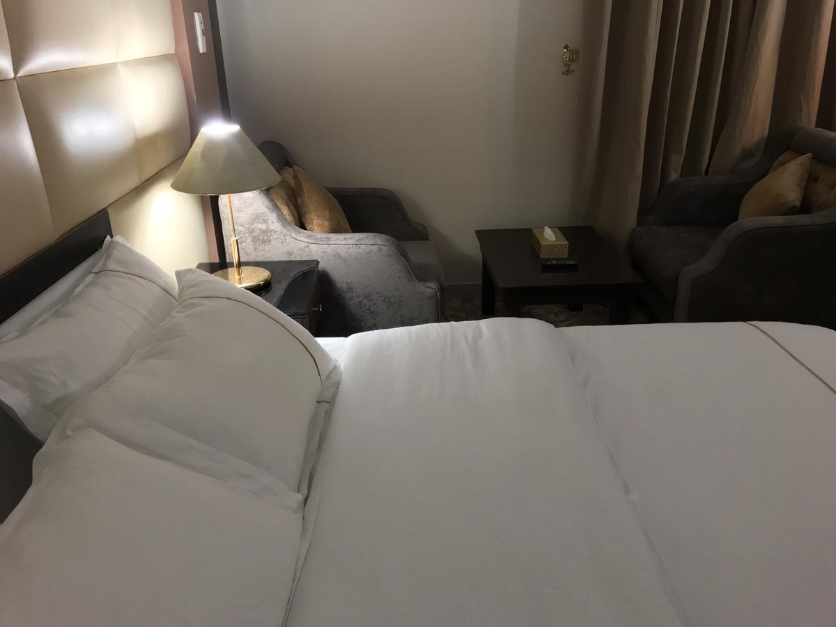 Dama Hotel Duba Zewnętrze zdjęcie